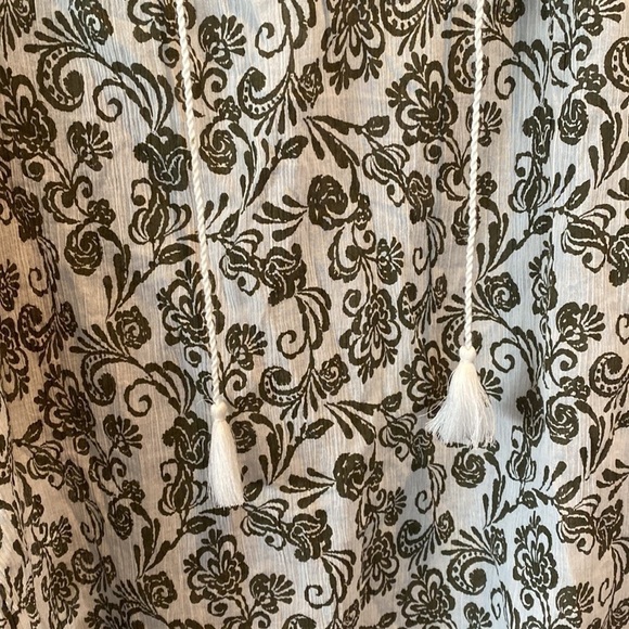 Loft Blouse - Picture 4 of 5